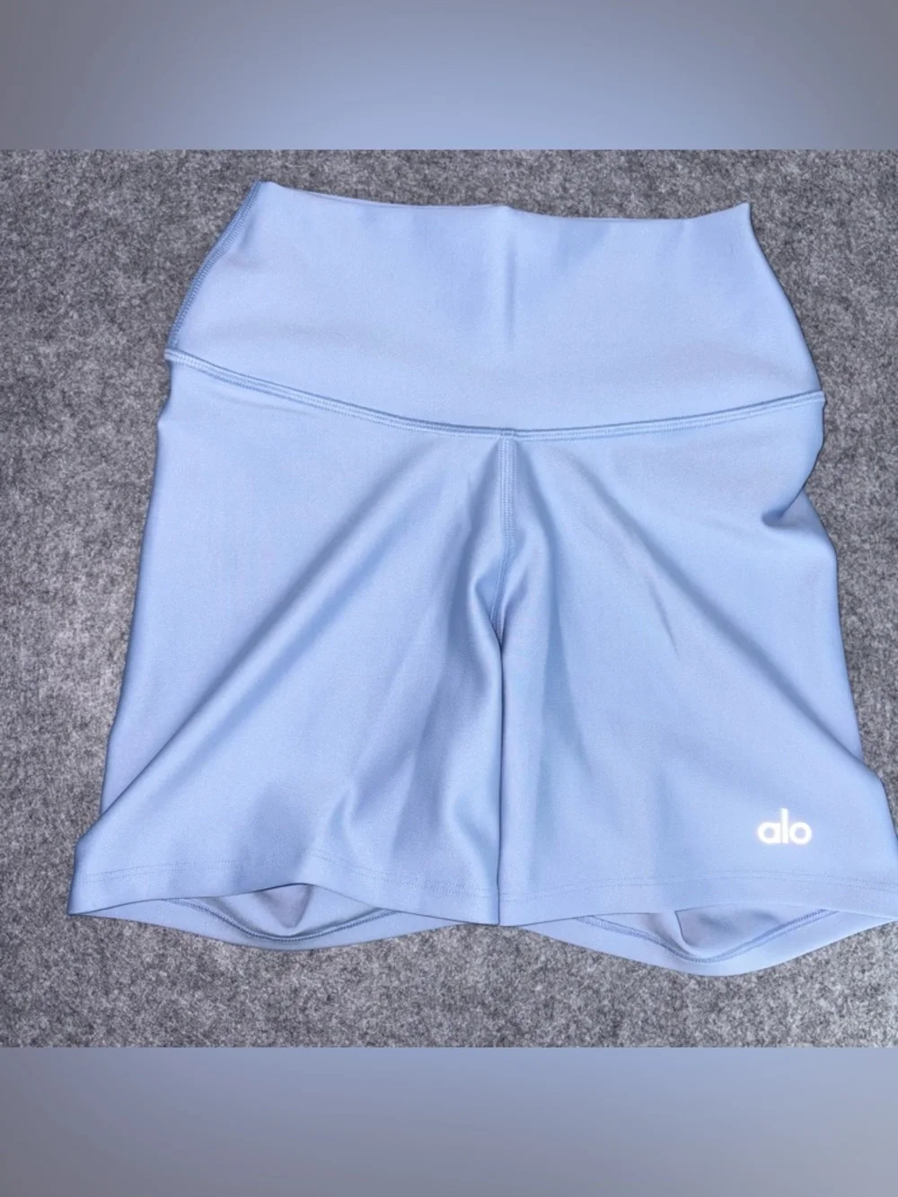ALO Yoga 5" Airlift Energy Short seashell blue size XXS - Picture 2 of 13